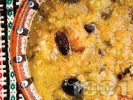 Манастирска чорба (супа) със зрял боб (фасул), леща, праз лук, маслини и картофи